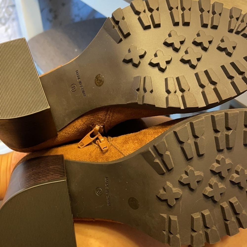 Brown Boot - Picture 6 of 6
